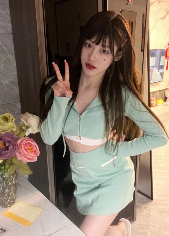 丹Dan的第一张照片--梅州相亲服务中心