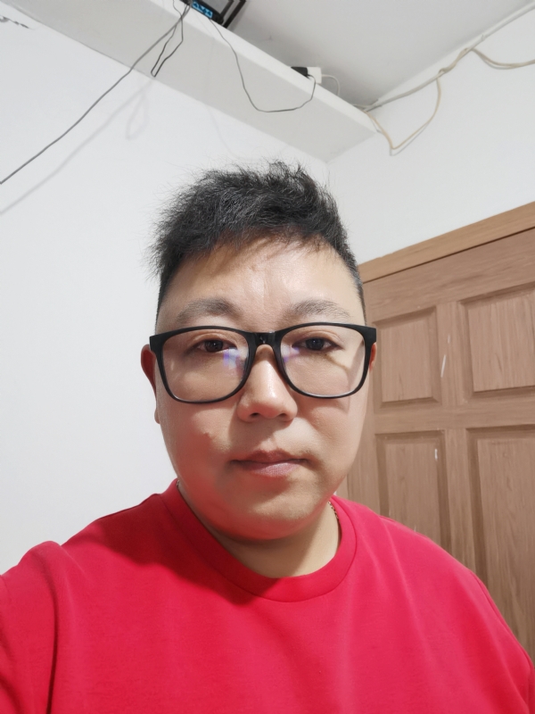 开山的第一张照片--梅州相亲服务中心