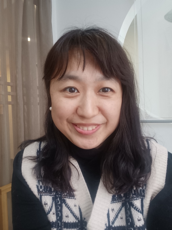 映日荷花的第一张照片--梅州相亲服务中心