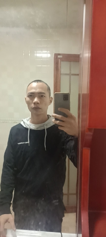 黄钟溢的第一张照片--梅州相亲服务中心