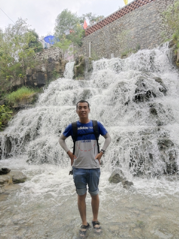 星矢的第一张照片--梅州相亲服务中心