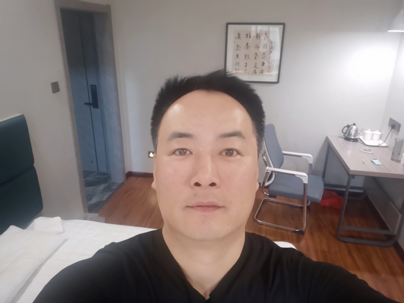 莫待花落空折枝的第一张照片--梅州相亲服务中心