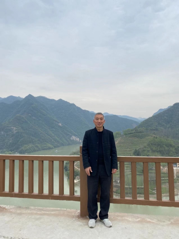 雪芳的第一张照片--梅州相亲服务中心