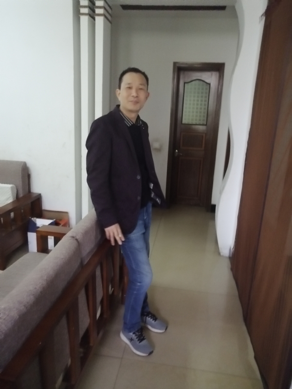 相亲相爱的第一张照片--梅州相亲服务中心