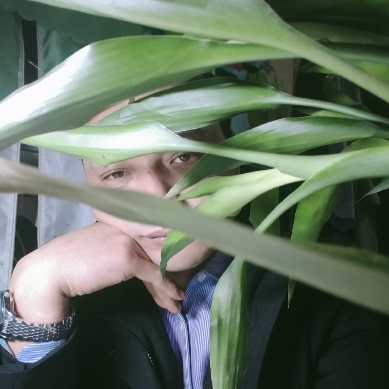 诸先生的第二张照片--梅州相亲服务中心