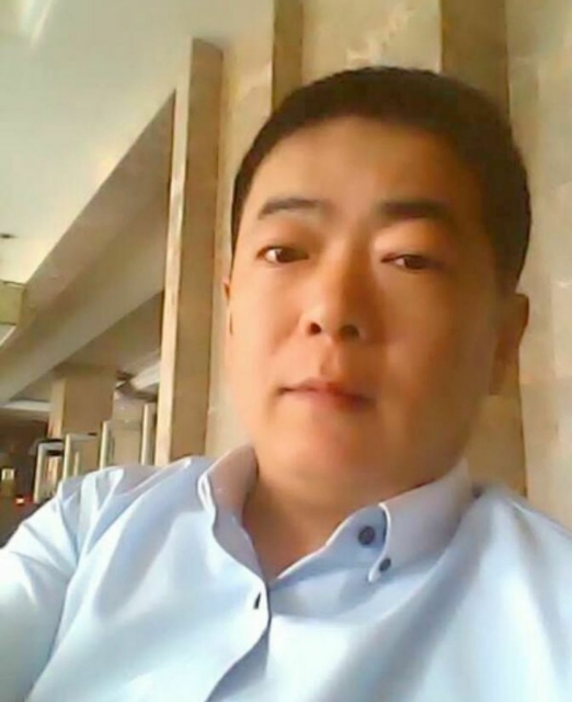 落叶随风的第一张照片--梅州相亲服务中心