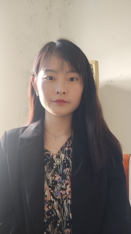 啾啾儿的第一张照片--梅州相亲服务中心