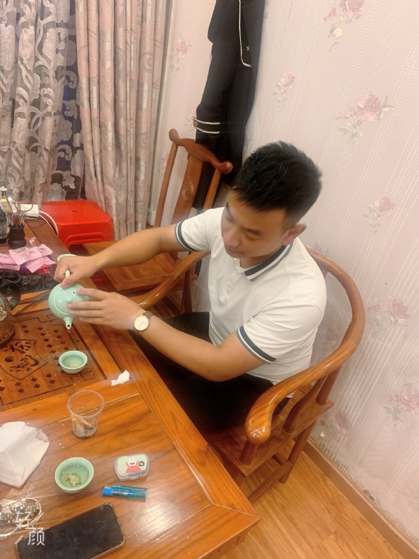 古有风琴的第一张照片--梅州相亲服务中心