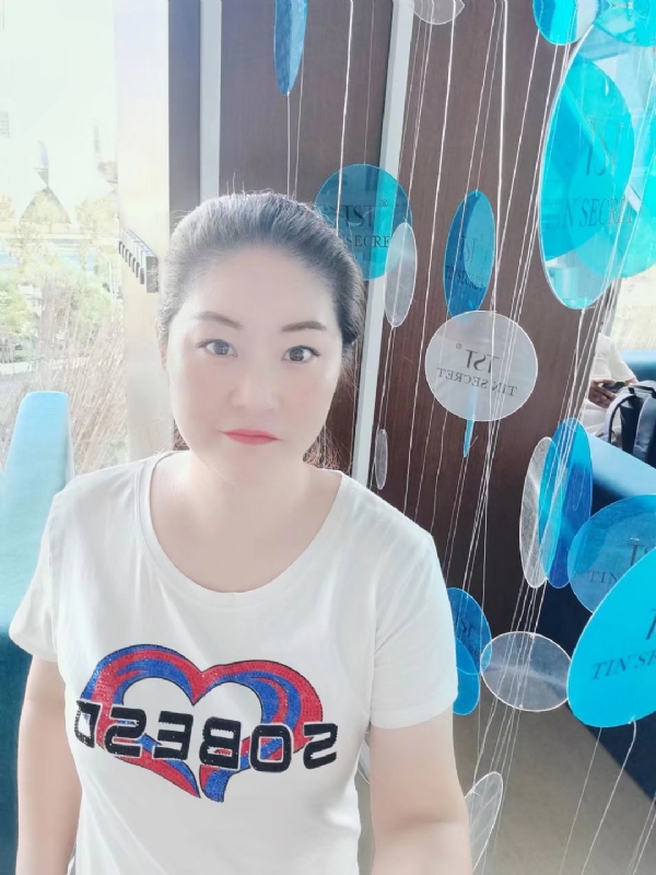 巷子里的童年的第一张照片--梅州相亲服务中心