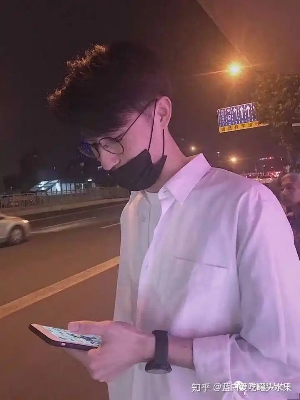 情圣的第一张照片--梅州相亲服务中心