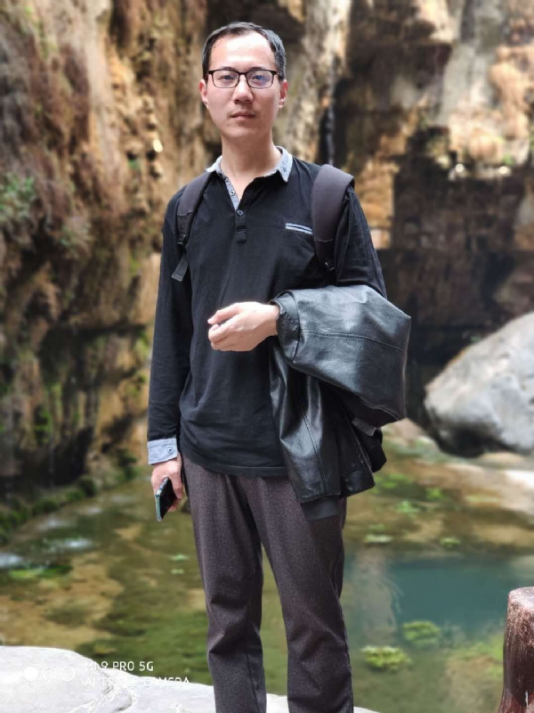 追日的第一张照片--梅州相亲服务中心