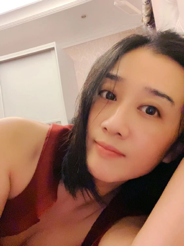 HongYu的第一张照片--梅州相亲服务中心