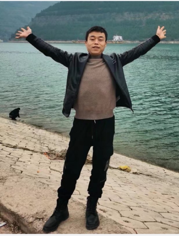 寂寞的风的第二张照片--梅州相亲服务中心