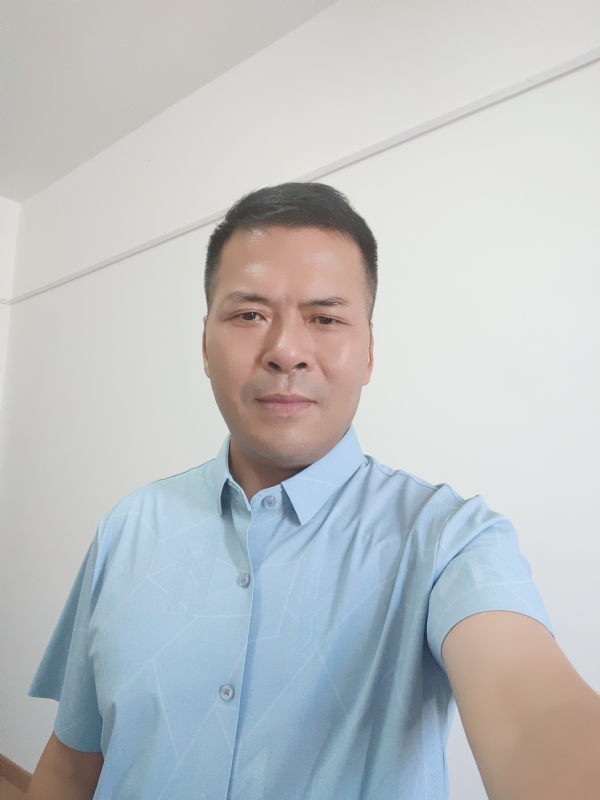 牵挂的第一张照片--梅州相亲服务中心