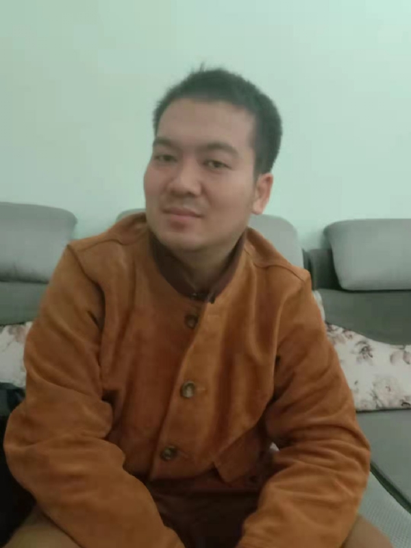 艺民的第一张照片--梅州相亲服务中心