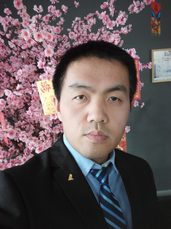 我就是个翻译的第一张照片--梅州相亲服务中心