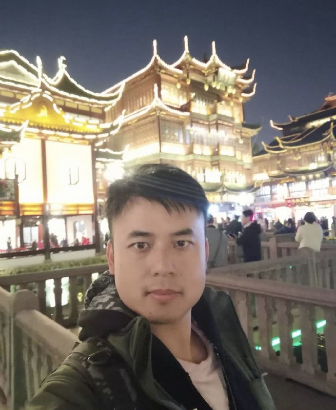 何先生he的第一张照片--梅州相亲服务中心