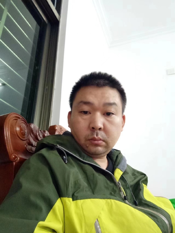 阿汤的第一张照片--梅州相亲服务中心