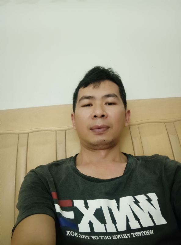 小伙子的第四张照片--梅州相亲服务中心