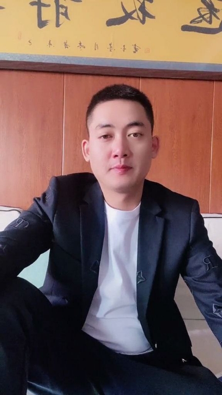 李泽胜的第一张照片--梅州相亲服务中心