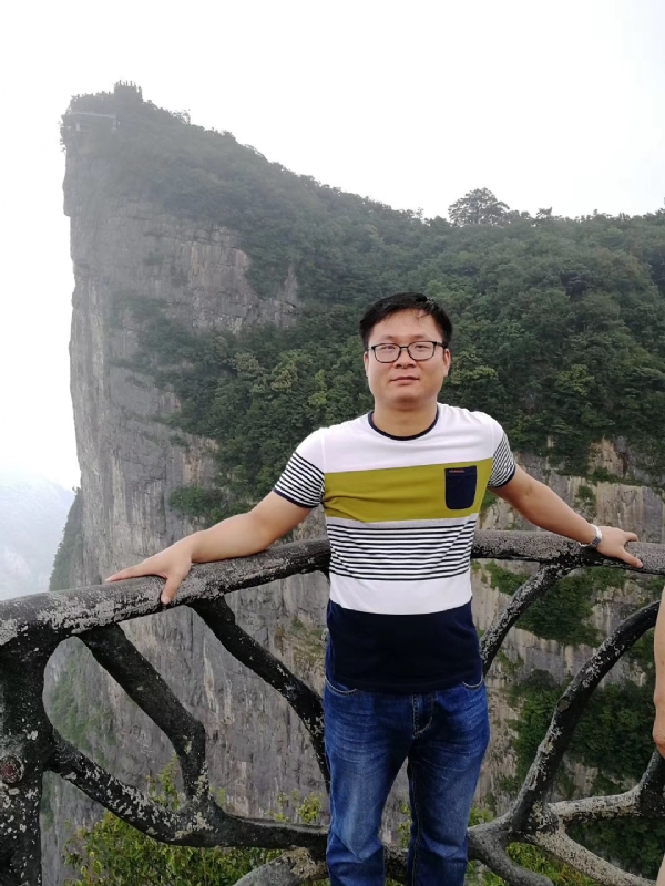 江汉的第一张照片--梅州相亲服务中心