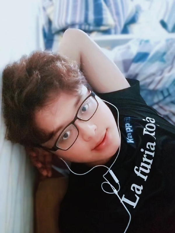 默铭芷的第一张照片--梅州相亲服务中心