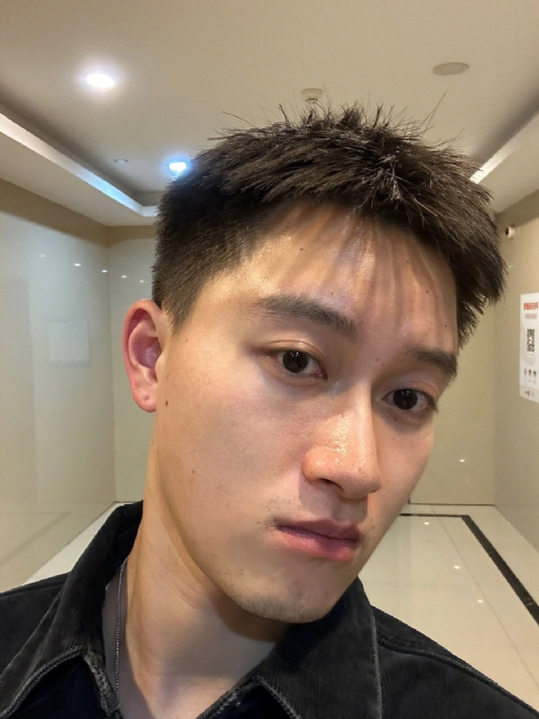 月光之下的第一张照片--梅州相亲服务中心