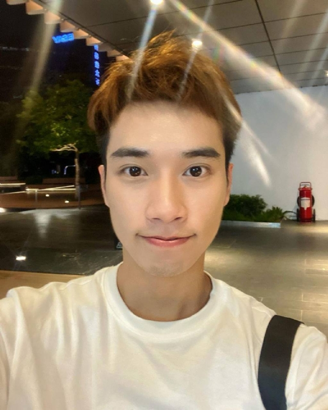 油菜花的第一张照片--梅州相亲服务中心