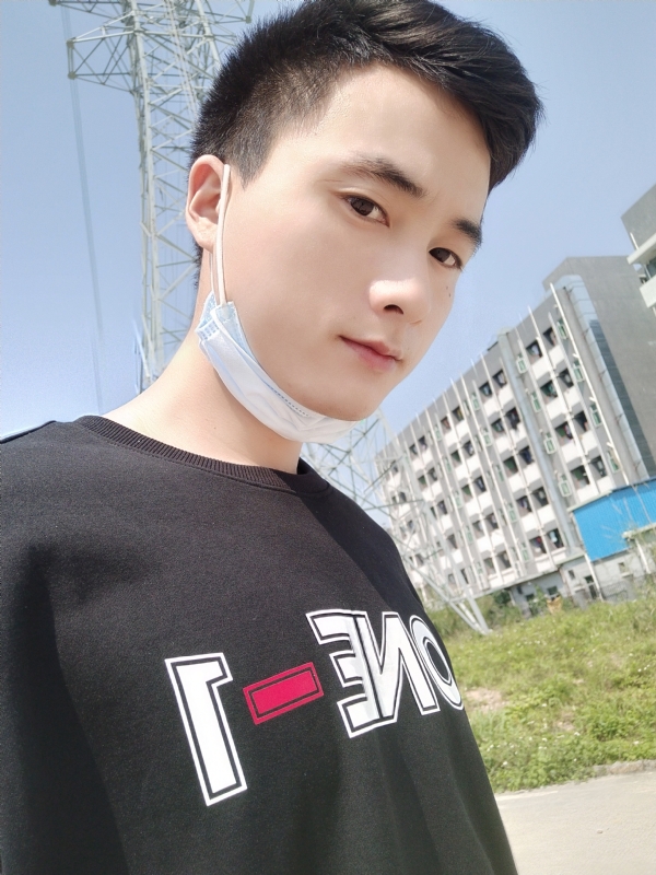 何凡的第一张照片--梅州相亲服务中心