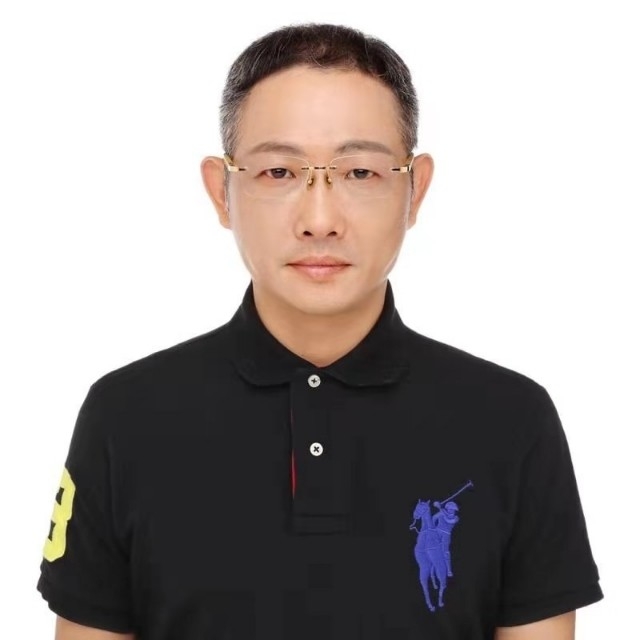 邱先森的第一张照片--梅州相亲服务中心