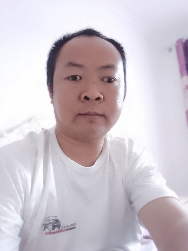 张家小伙子的第三张照片--梅州相亲服务中心