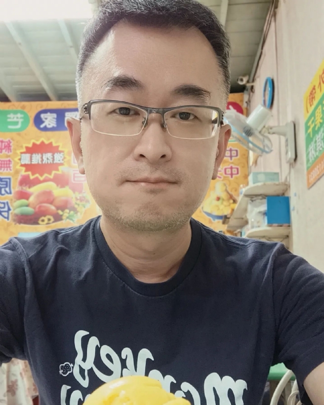 感感的第一张照片--梅州相亲服务中心