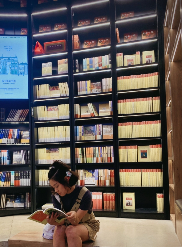 佳妹的第一张照片--梅州相亲服务中心