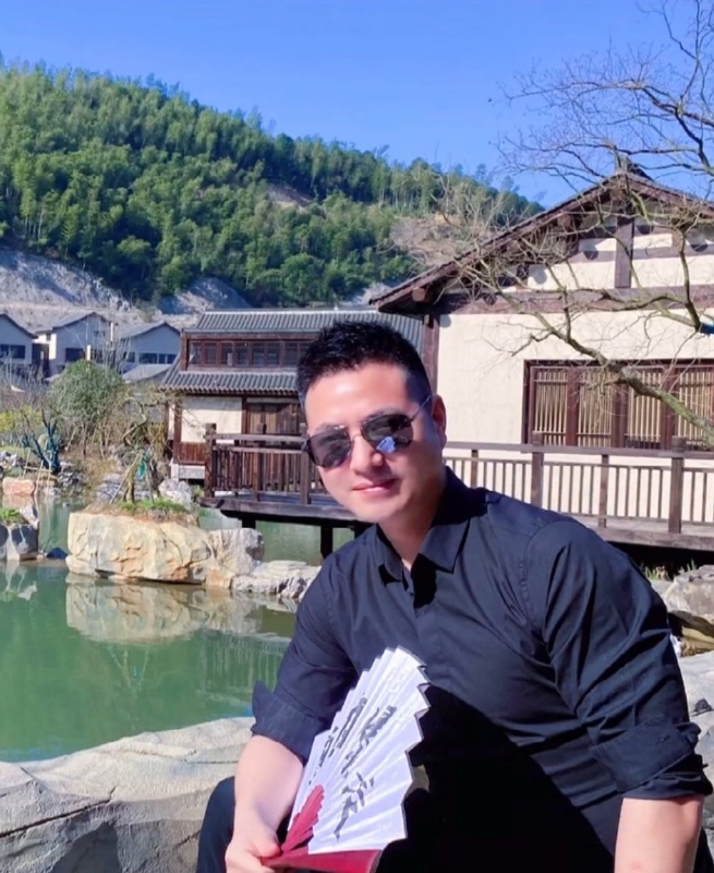 勿忘初心的第二张照片--梅州相亲服务中心