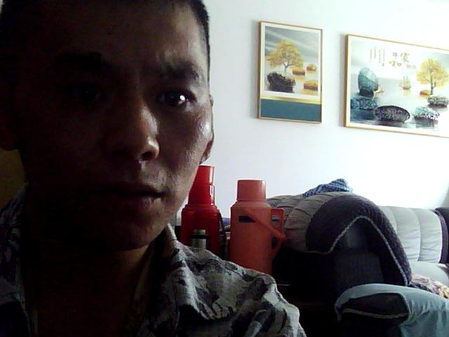 为爱而奋斗的第一张照片--梅州相亲服务中心