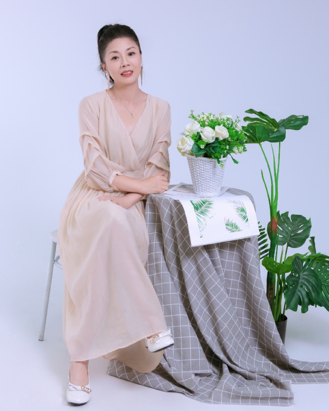 Anna的第一张照片--梅州相亲服务中心