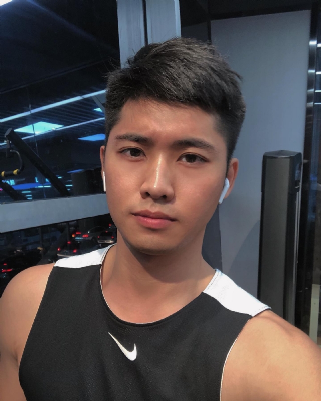 林毅的第一张照片--梅州相亲服务中心