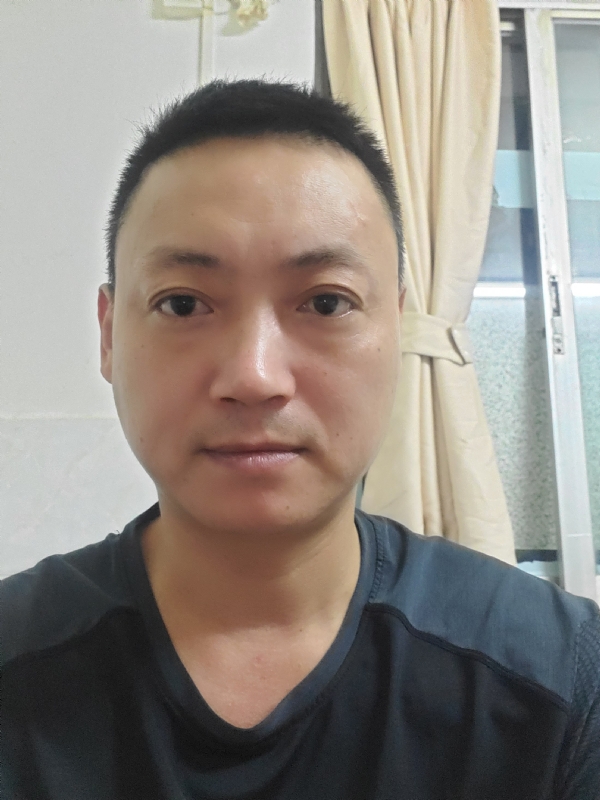 你若不离我定不弃的第一张照片--梅州相亲服务中心