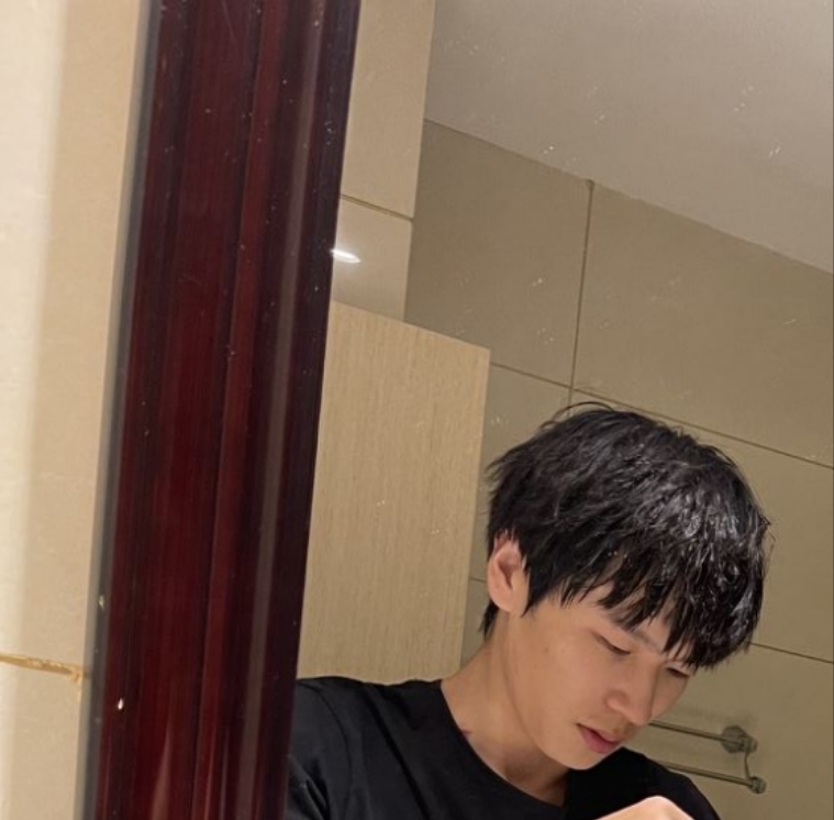 无眠的第一张照片--梅州相亲服务中心