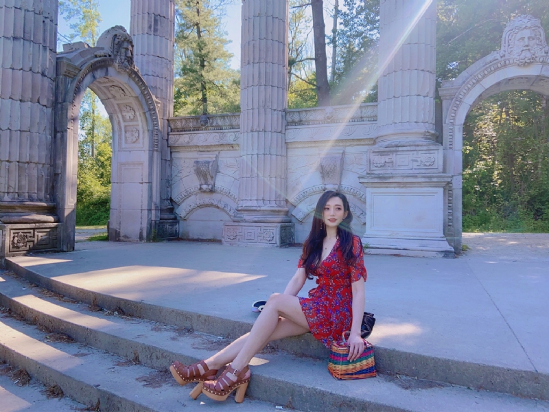 瑜瑜的第一张照片--梅州相亲服务中心