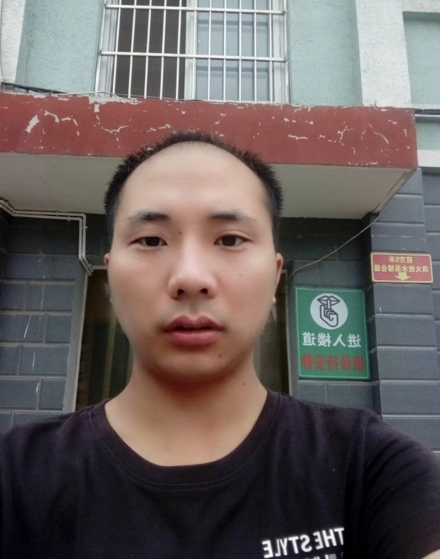 亮亮的第一张照片--梅州相亲服务中心