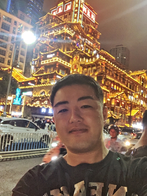 钢铁侠的第一张照片--梅州相亲服务中心