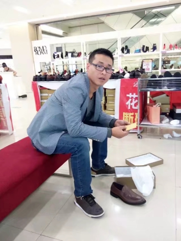 借我你的手的第一张照片--梅州相亲服务中心