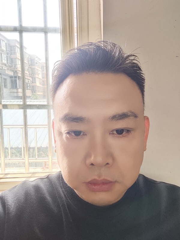 爱人先爱己的第一张照片--梅州相亲服务中心