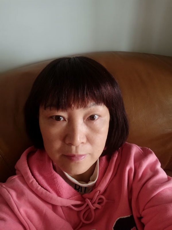 红玫瑰的第一张照片--梅州相亲服务中心