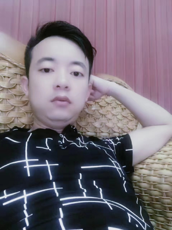 恋上一座城的第一张照片--梅州相亲服务中心