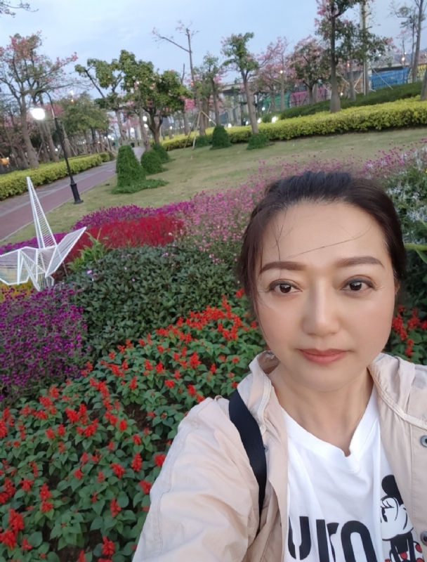 m云朵的第一张照片--梅州相亲服务中心