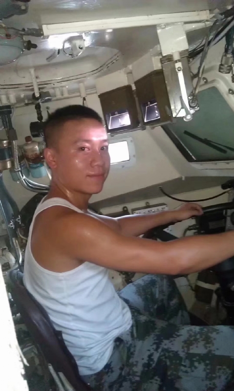 哥哥的第一张照片--梅州相亲服务中心