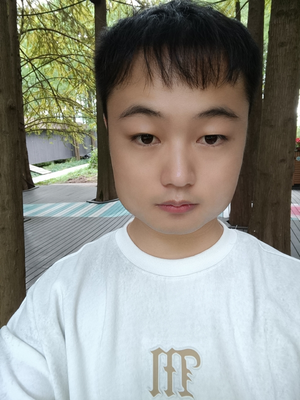 故人似的第一张照片--梅州相亲服务中心