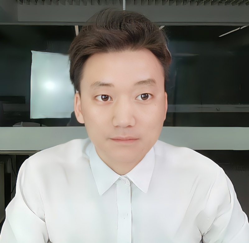 李日的第一张照片--梅州相亲服务中心